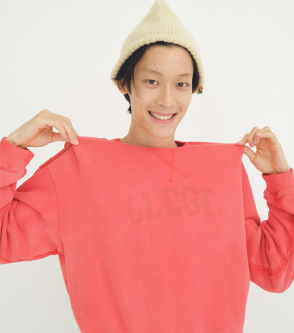 Llege - Classic Logo Vintage Effect Sweatshirt (Red) product image 6 | TRAB K-Fashion Australia