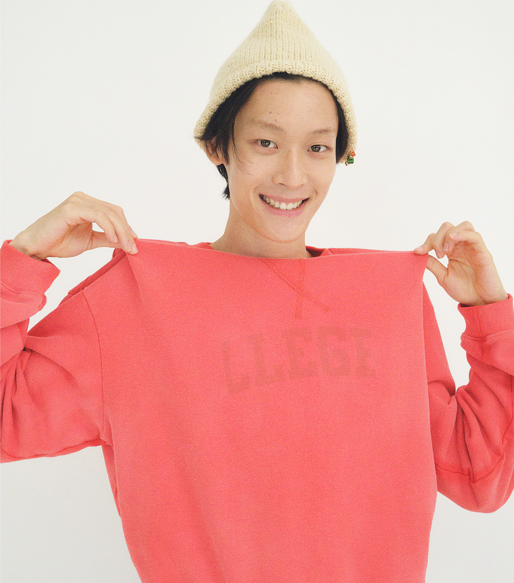Llege - Classic Logo Vintage Effect Sweatshirt (Red) product image 6 | TRAB K-Fashion Australia