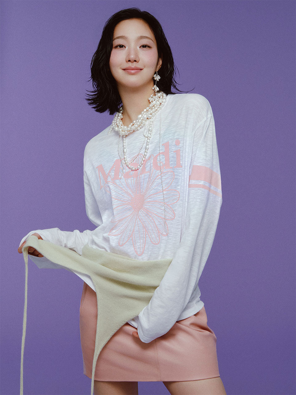 Mardi Mercredi - Slub Cotton Relaxed Tshirt Long Sleeve Flowermardi (White Palepink) product image 1 | TRAB K-Fashion Australia