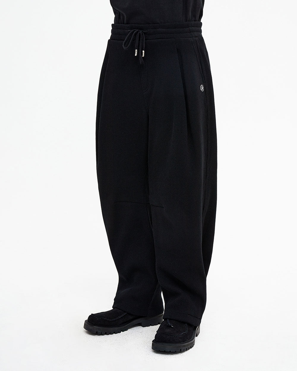 Ader Error - Speric logo sweatpants (Noir) product image 2 | TRAB K-Fashion Australia