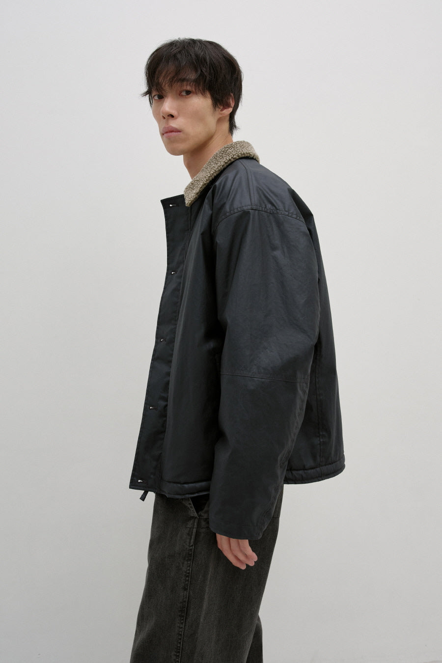 Insilence - Waxed Cotton Shearling Deck Jacket (Black) product image 2 | TRAB K-Fashion Australia