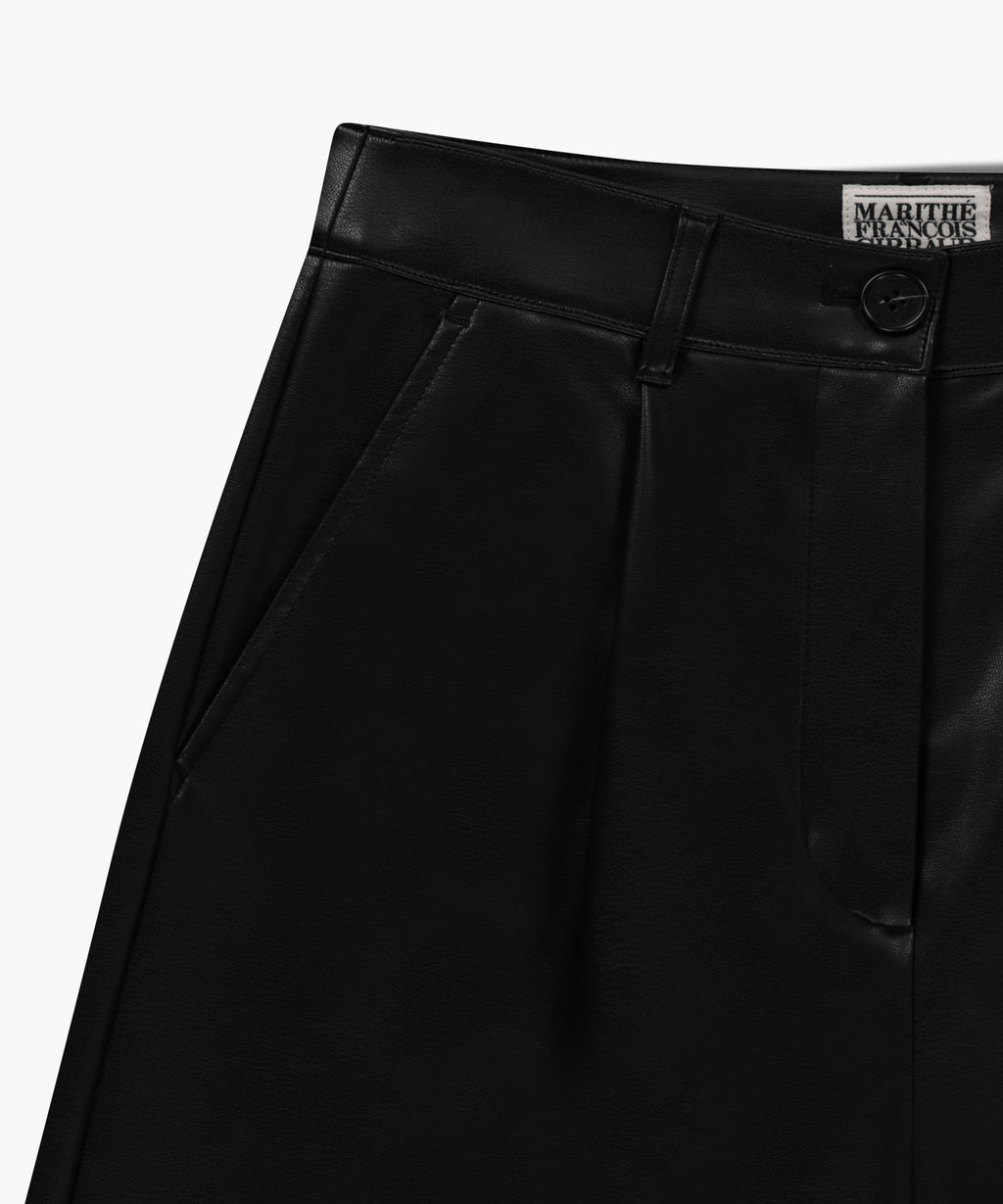 Marithe & Francois Girbaud - Regular Logo Bermuda Pants (Black) product image 10 | TRAB K-Fashion Australia