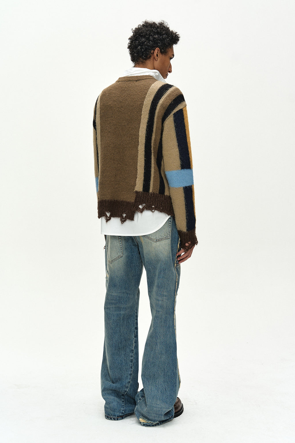 Andersson Bell - Unisex Re-Worked Embroidery Flare Jeans (blue) (Blue) product image 4 | TRAB K-Fashion Australia