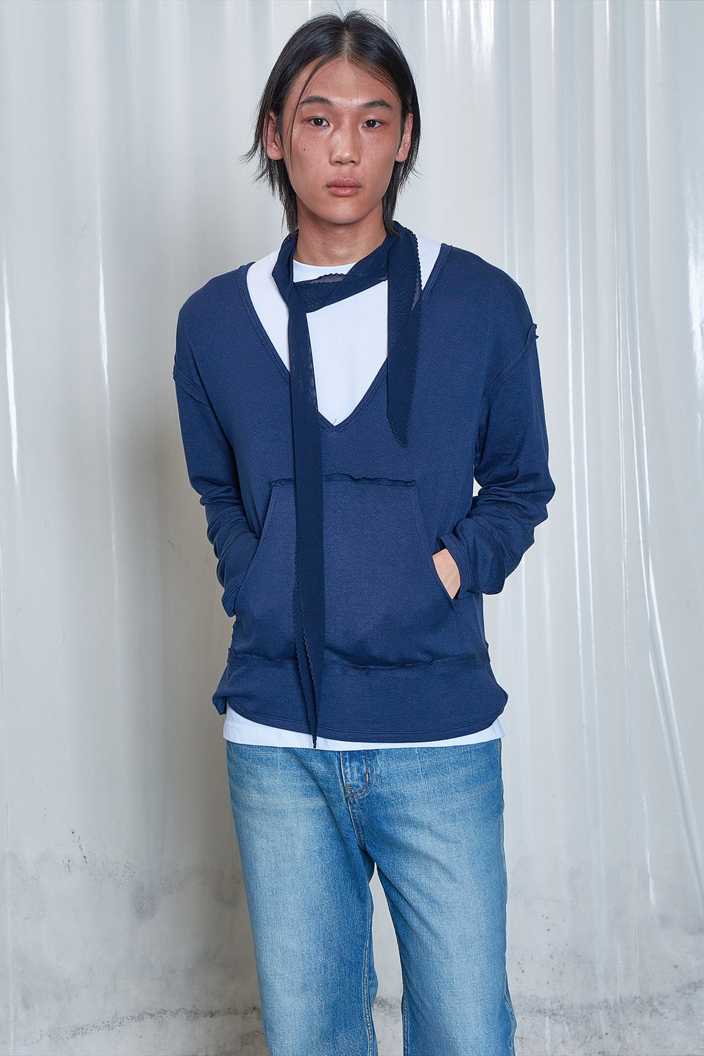 Deinet - Raw V Long Sleeve (Navy) product image 6 | TRAB K-Fashion Australia