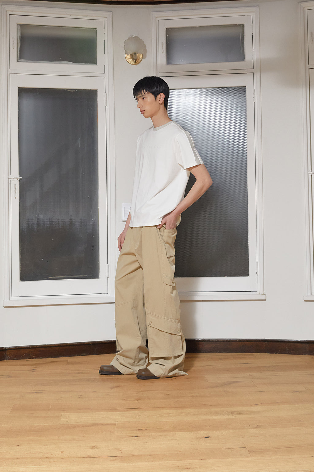 Matin Kim - Color Line Point Logo Top (White) product image 10 | TRAB K-Fashion Australia