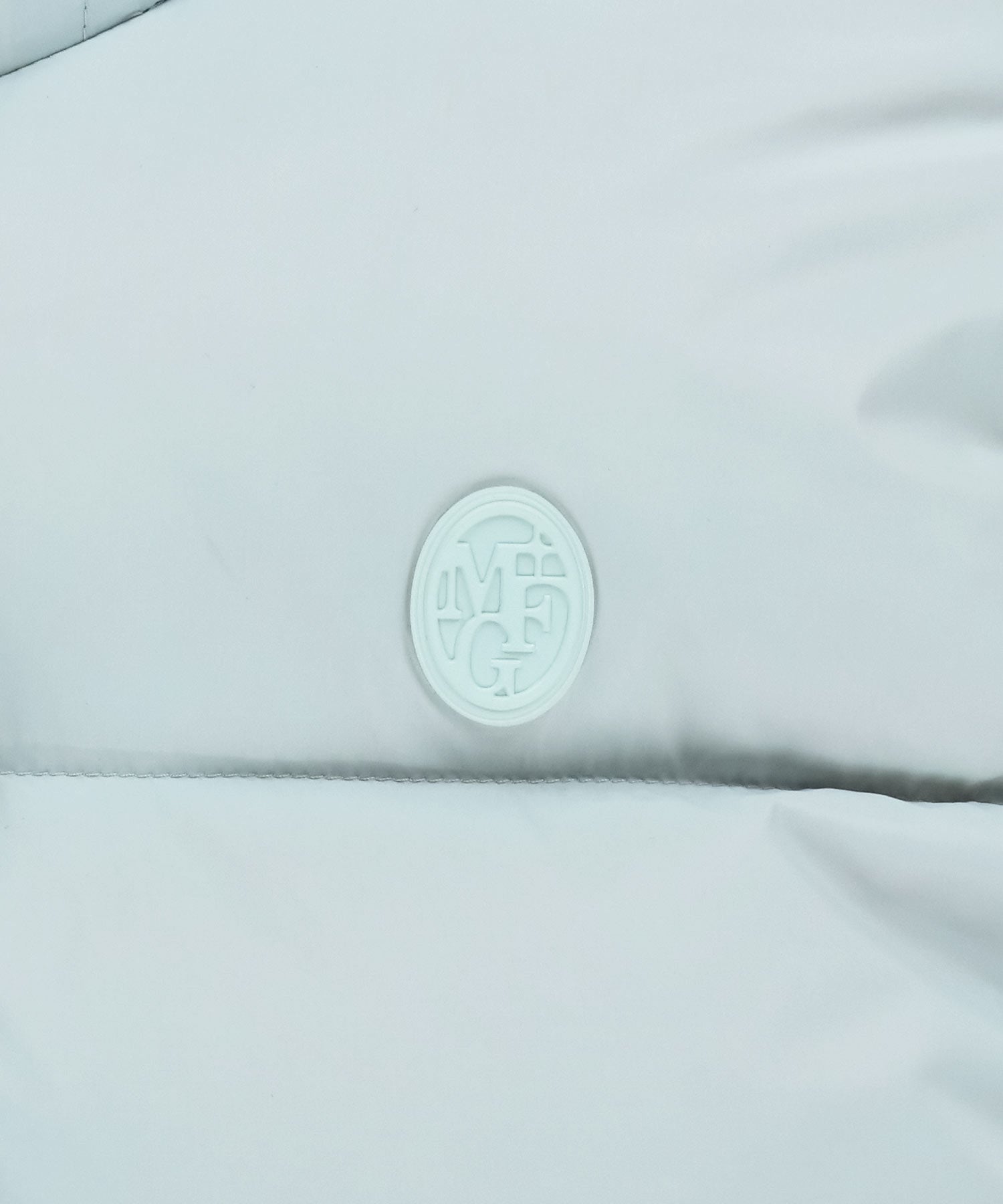Marithe & Francois Girbaud - Circle Logo Crop Hooded Down Vest (Mint Gray) product image 11 | TRAB K-Fashion Australia
