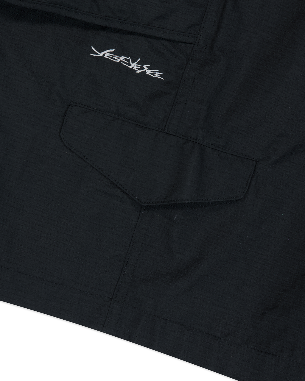 yeseyesee - Striking Cargo Shorts (Black) product image 8 | TRAB K-Fashion Australia