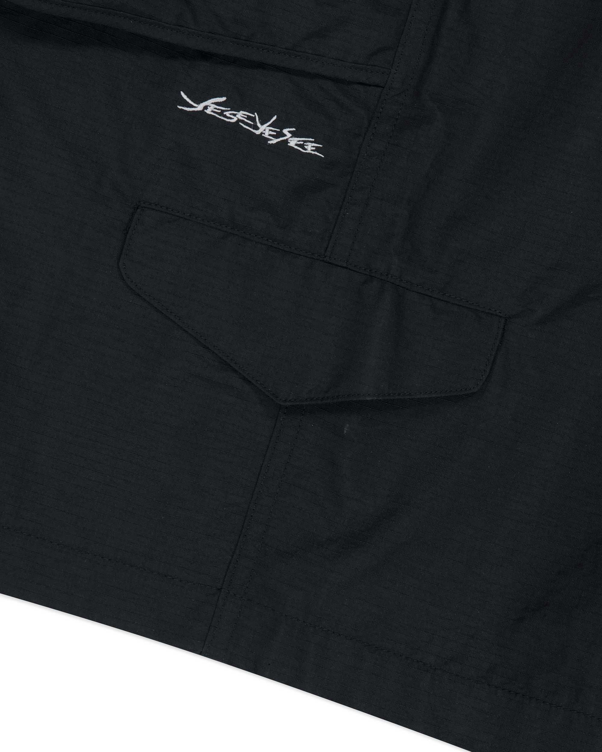 yeseyesee - Striking Cargo Shorts (Black) product image 8 | TRAB K-Fashion Australia