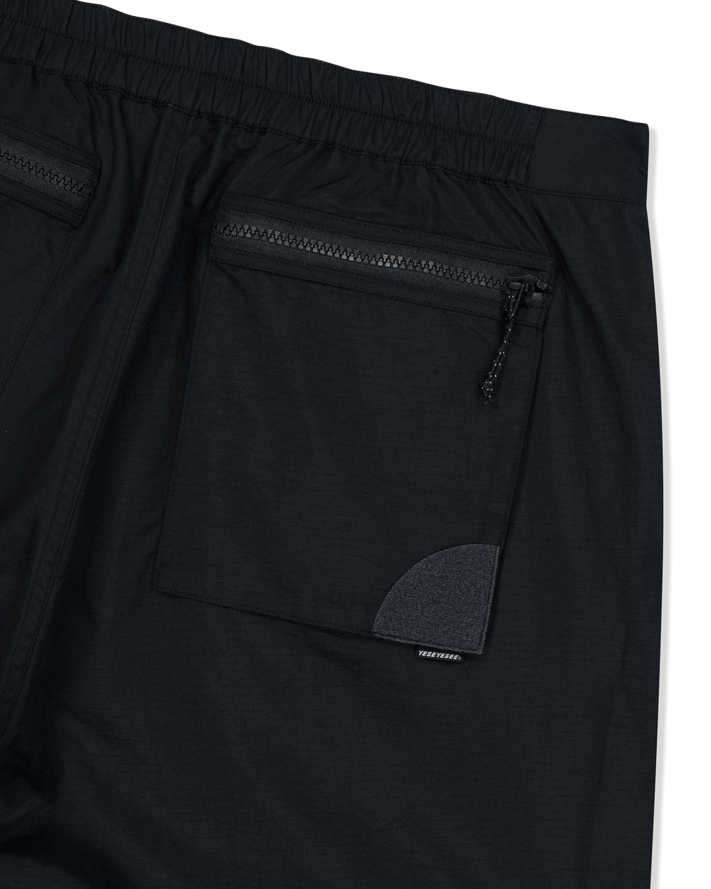 yeseyesee - Striking Cargo Shorts (Black) product image 9 | TRAB K-Fashion Australia