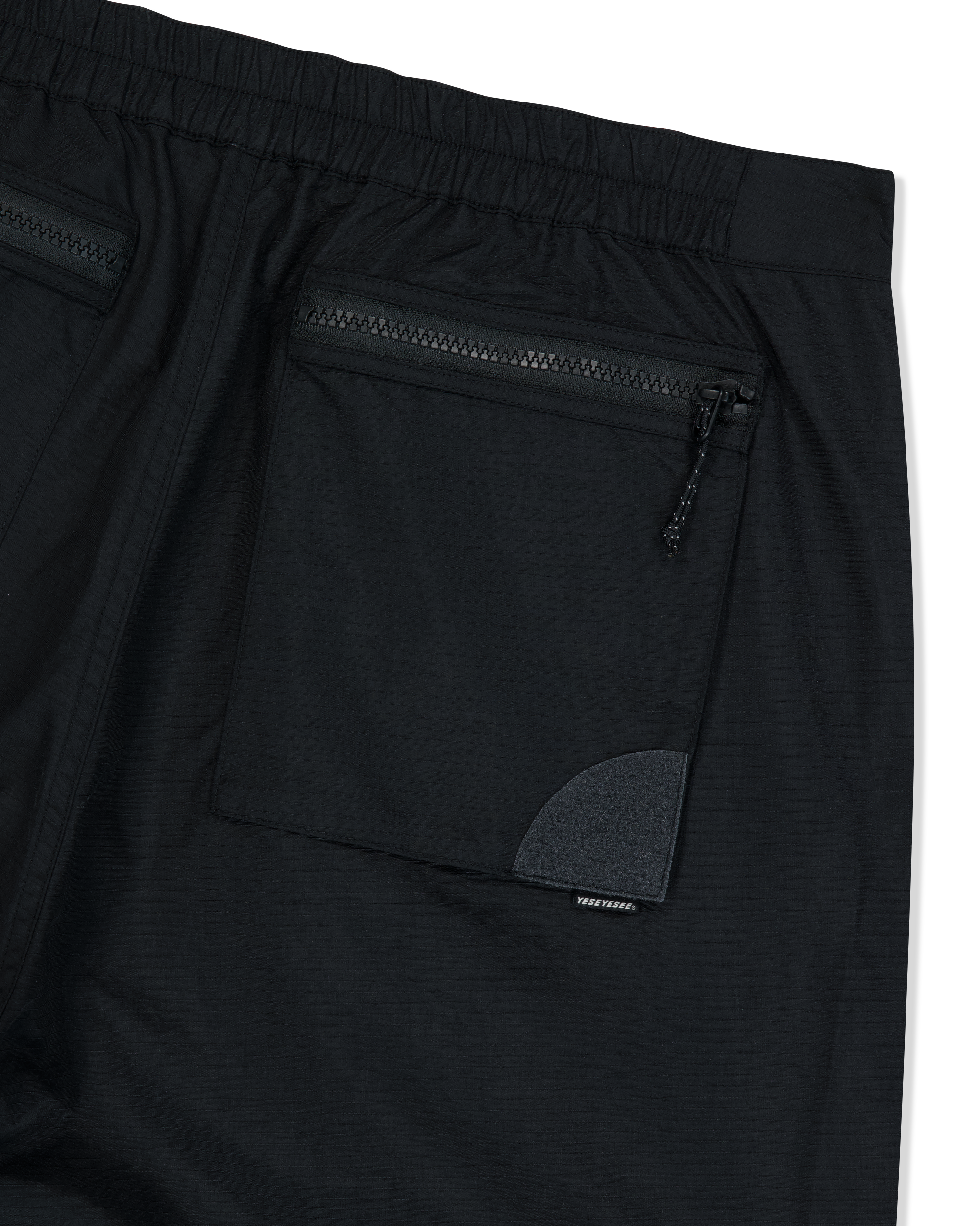 yeseyesee - Striking Cargo Shorts (Black) product image 9 | TRAB K-Fashion Australia