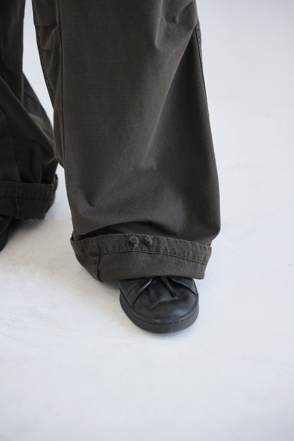 Hatchingroom - 4T Snow Pants Ripstop (Dark Khaki) product image 9 | TRAB K-Fashion Australia