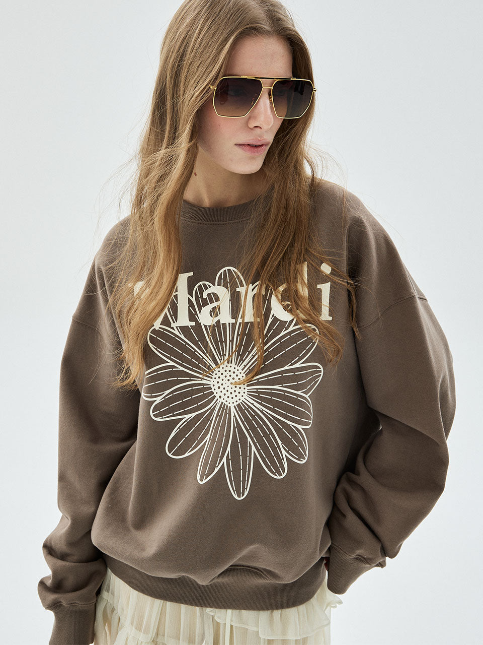 Mardi Mercredi - Sweatshirt Flowermardi (Taupe Ivory) product image 1 | TRAB K-Fashion Australia