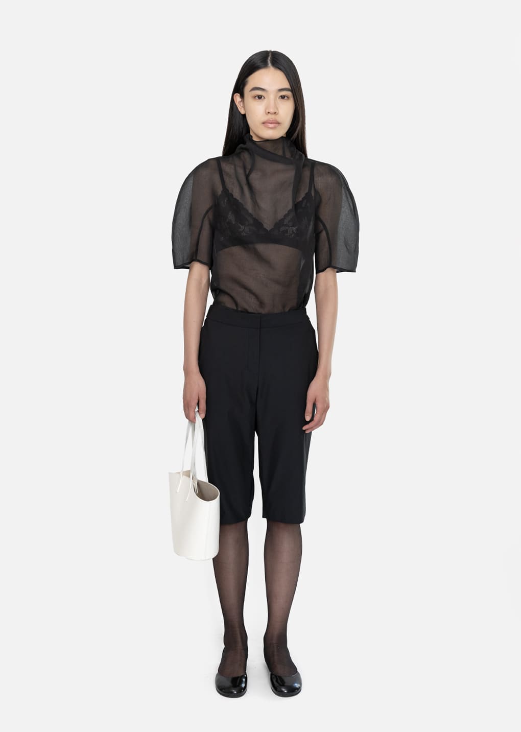 Amomento - Leather Bucket Bag (White) product image 2 | TRAB K-Fashion Australia