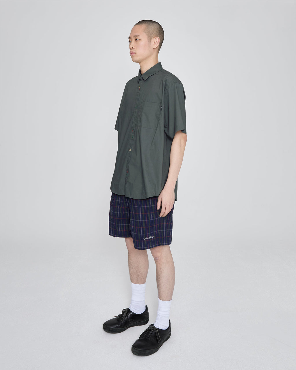 yeseyesee - Crinkled Fabric Check Shorts (Blue) product image 8 | TRAB K-Fashion Australia