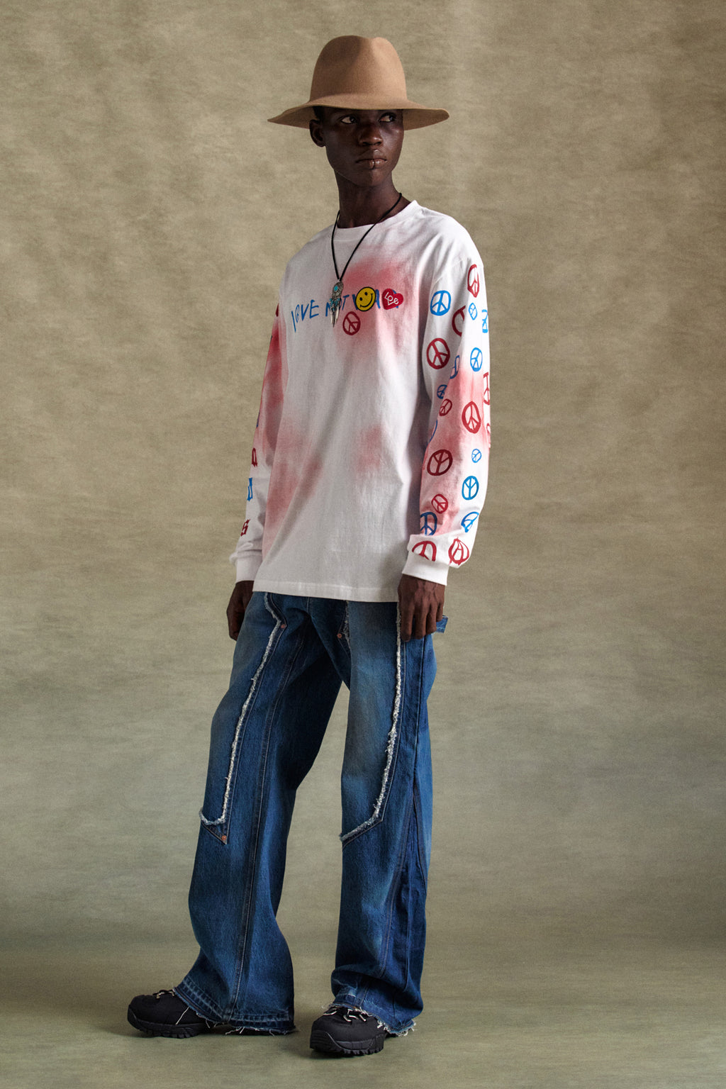 Andersson Bell - Unisex Love L/s T-Shirts (White) product image 3 | TRAB K-Fashion Australia