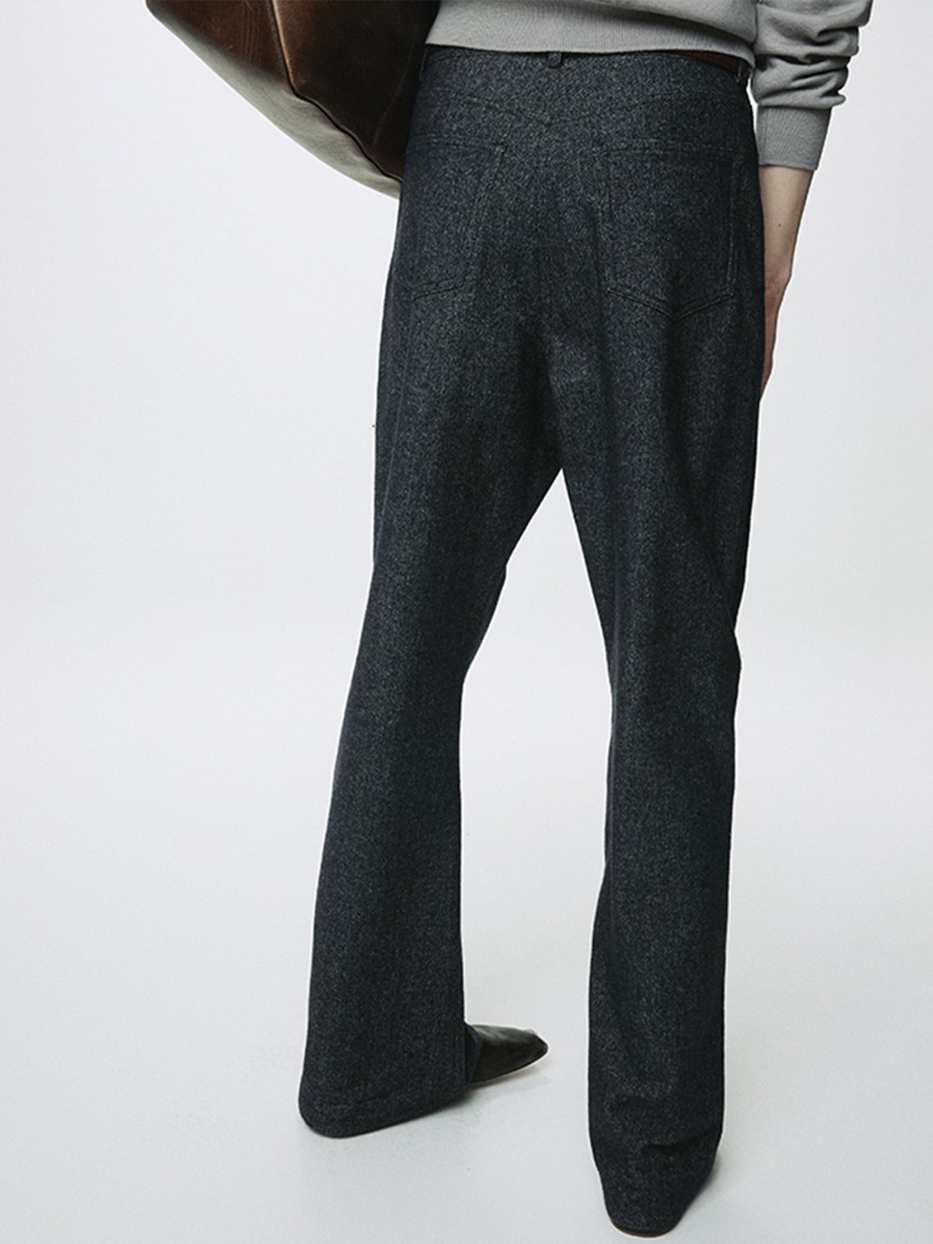 Tonywack - Wool Denim Loose Flared Jeans (Dark Indigo) product image 6 | TRAB K-Fashion Australia