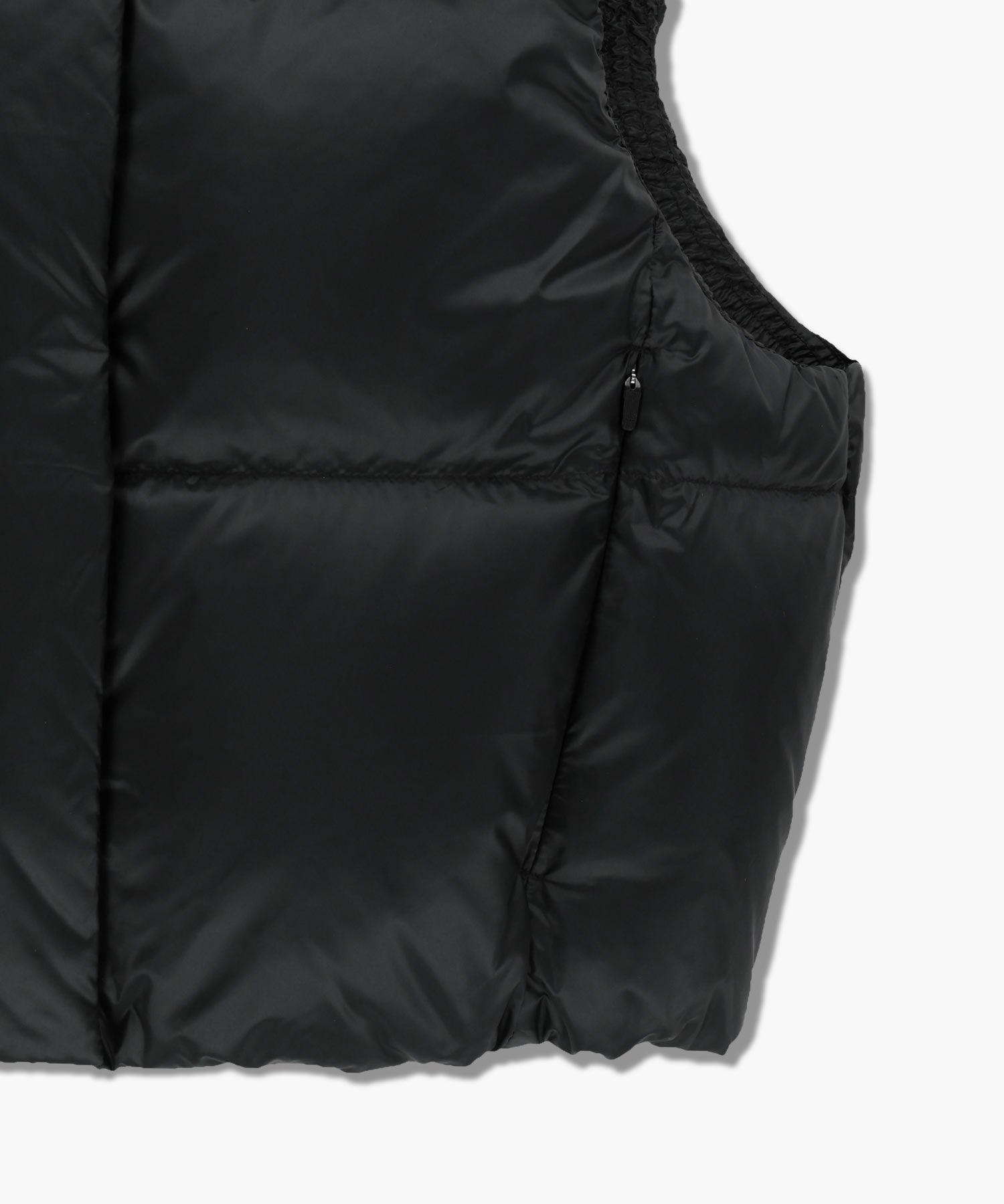 Marithe & Francois Girbaud - Circle Logo Crop Hooded Down Vest (Black) product image 12 | TRAB K-Fashion Australia