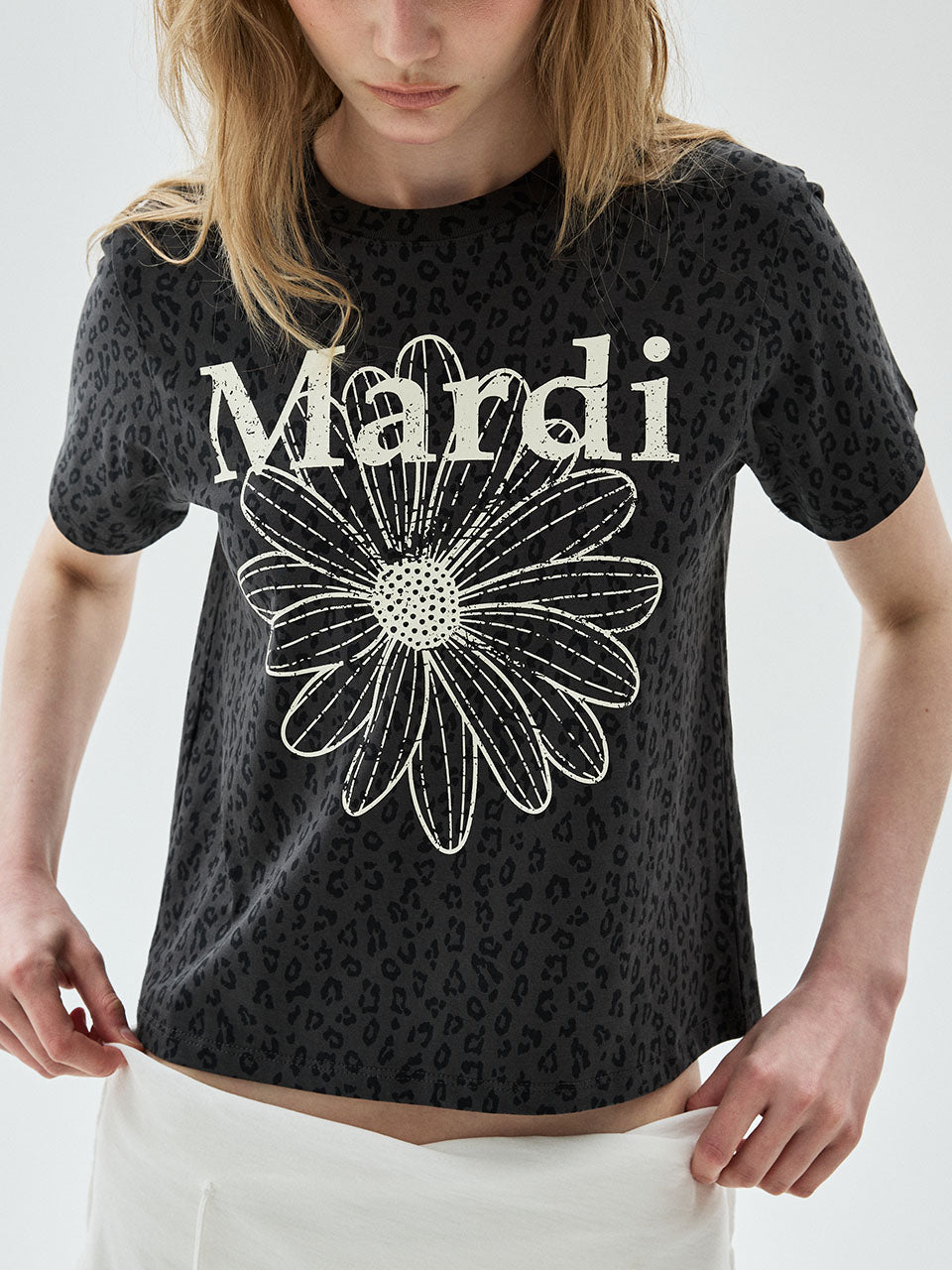 Mardi Mercredi - Slim Tshirt Leopard Flowermardi Cracked (Charcoal Ivory) product image 1 | TRAB K-Fashion Australia