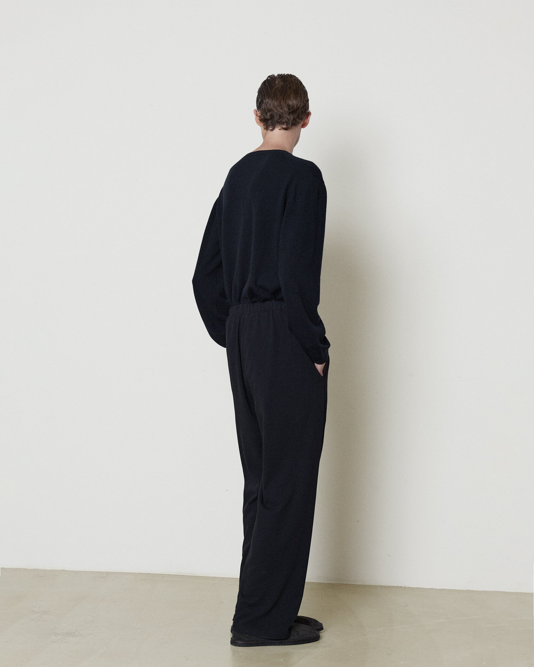 Brownyard - Hard Twist Sweat Pants (Black) product image 3 | TRAB K-Fashion Australia