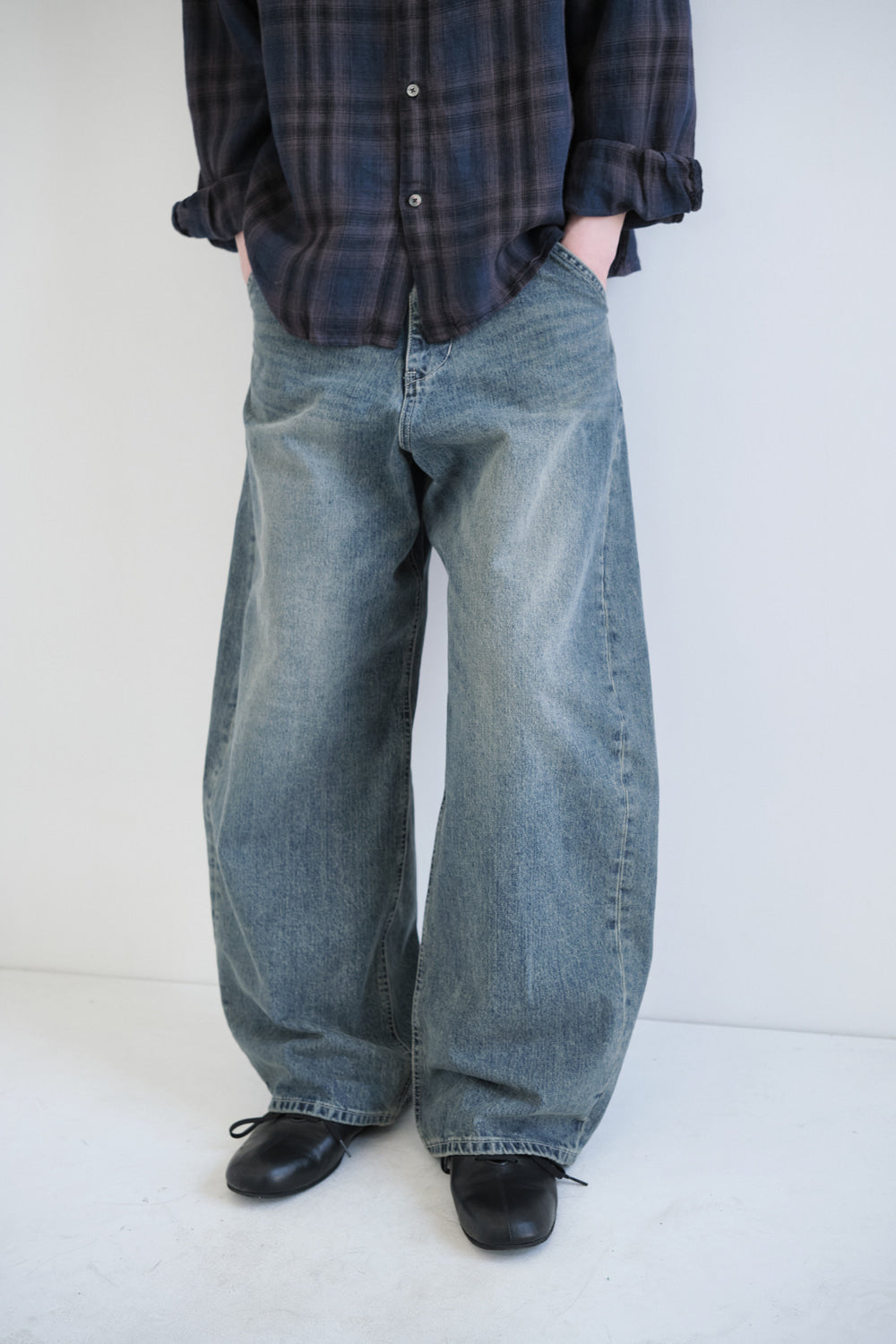Hatchingroom - Wide Curve Jeans (Vintage Blue) product image 6 | TRAB K-Fashion Australia