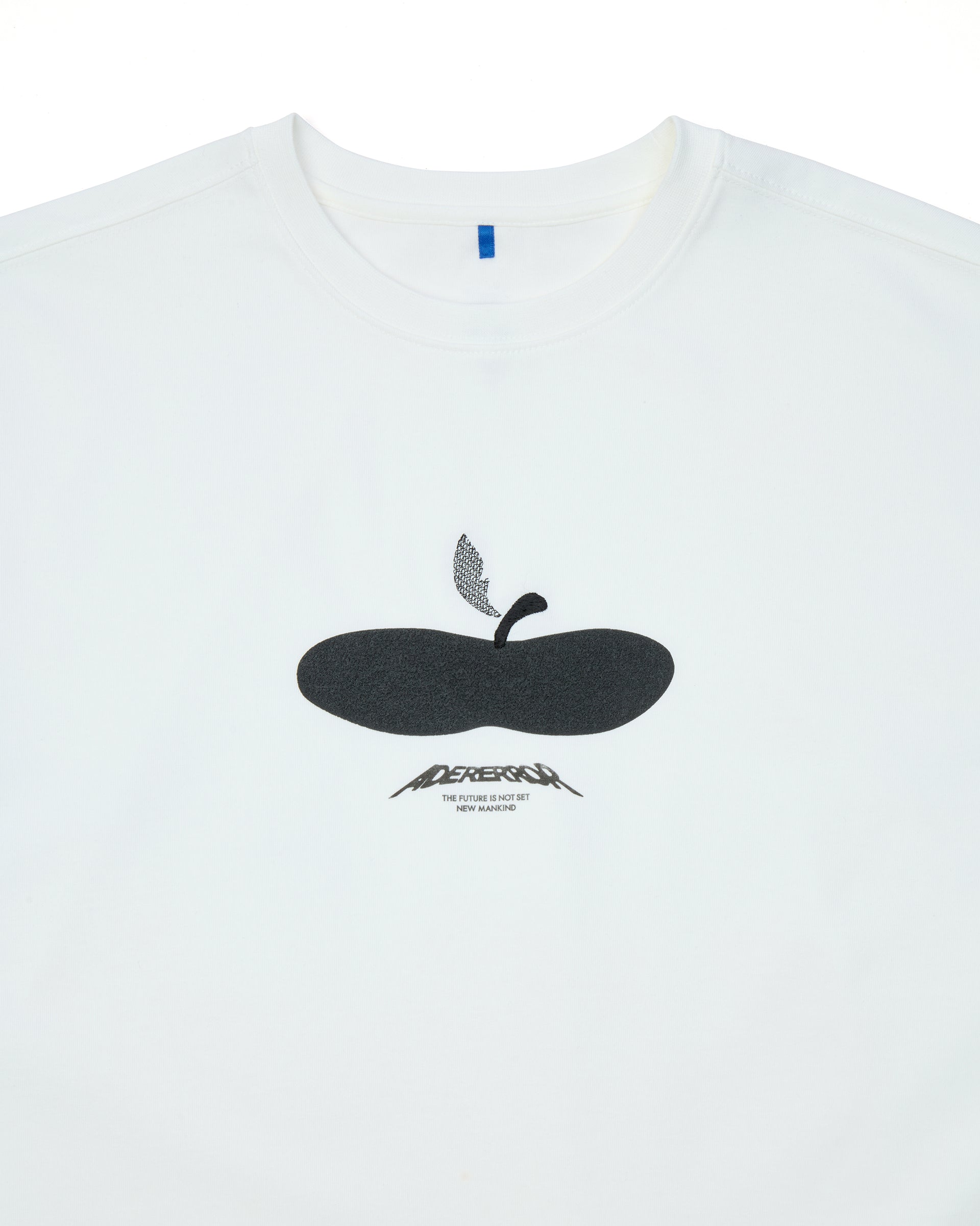 Ader Error - Press Apple T-shirt Product. 47 (Off White) product image 5 | TRAB K-Fashion Australia
