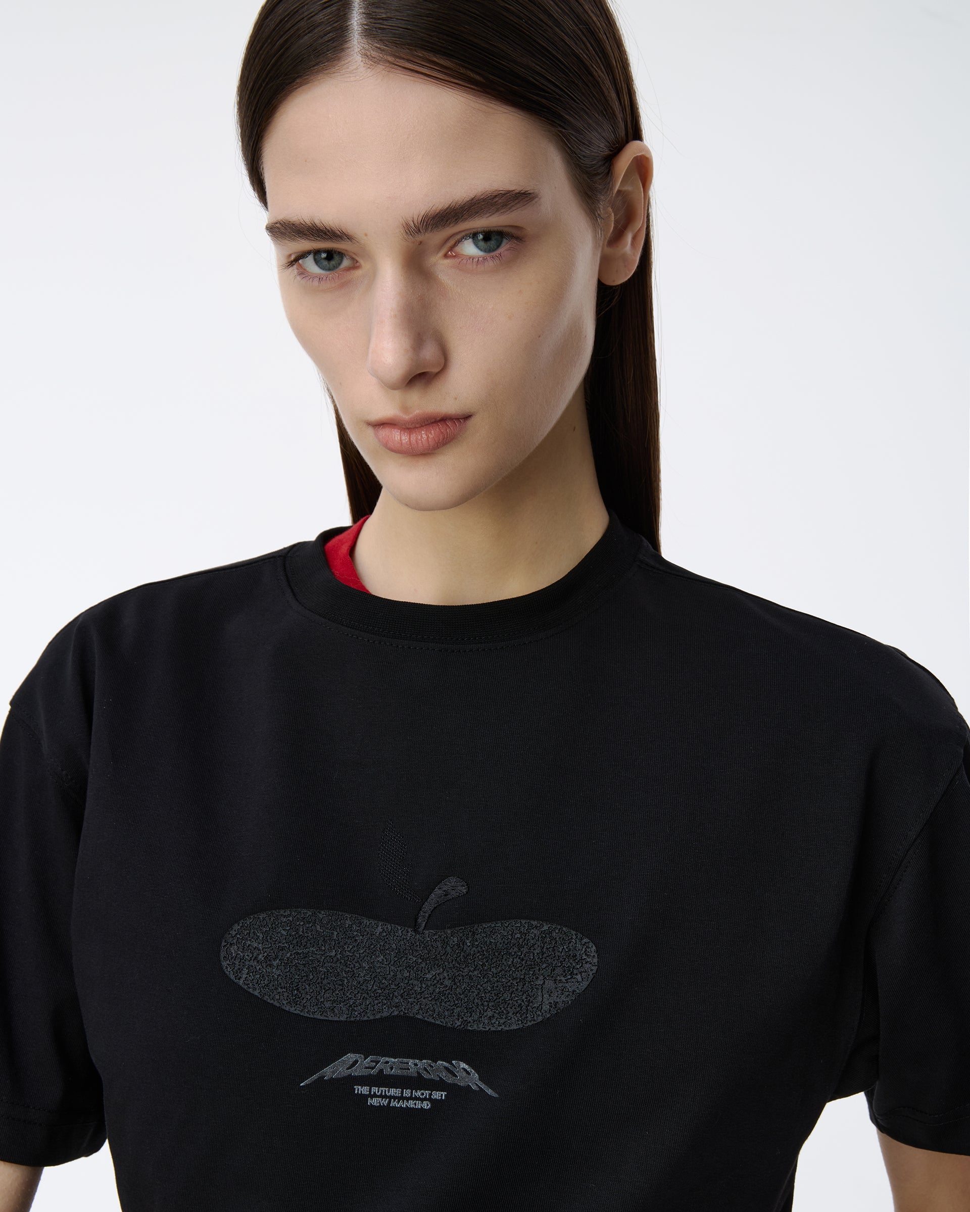 Ader Error - Press Apple T-shirt Product. 47 (Noir) product image 5 | TRAB K-Fashion Australia