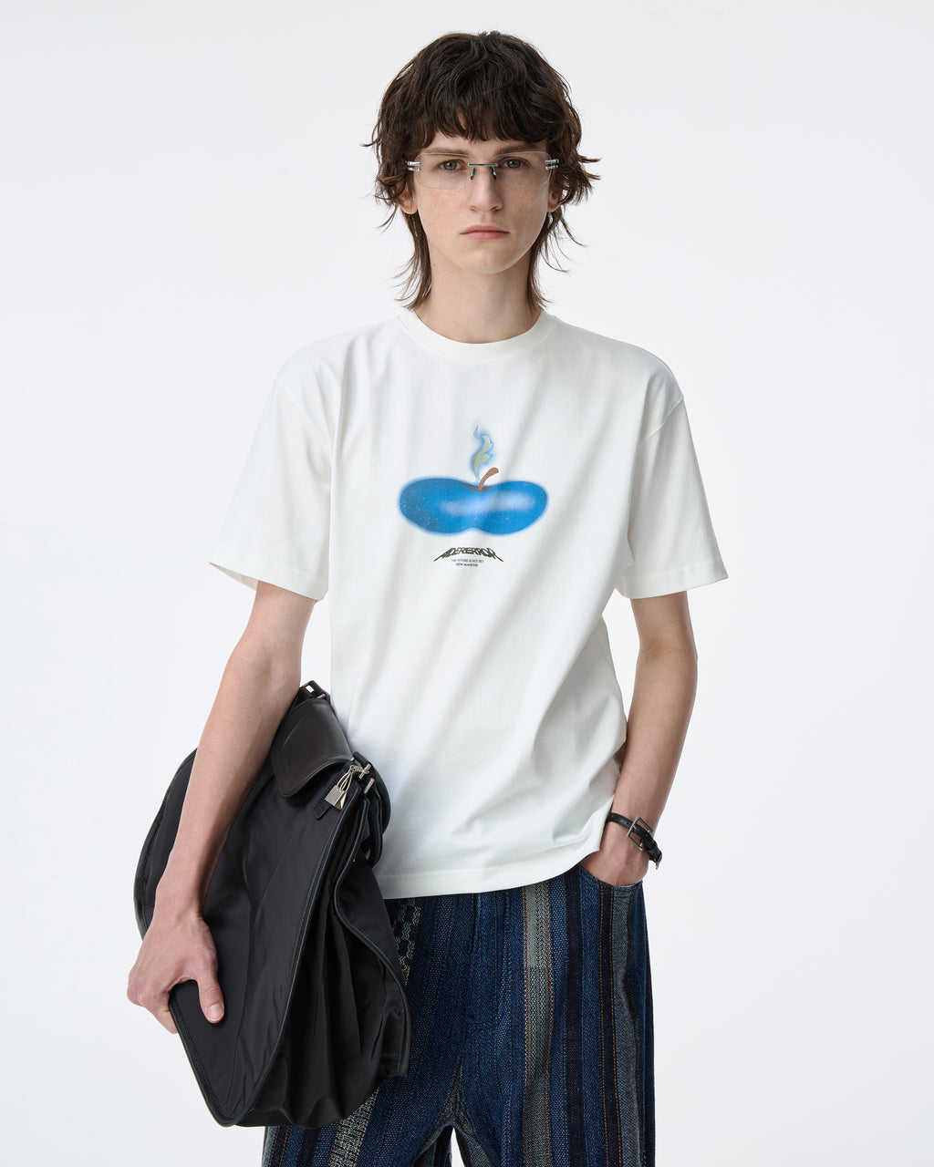 Ader Error - Press Apple T-shirt Product. 46 (Off White) product image 5 | TRAB K-Fashion Australia