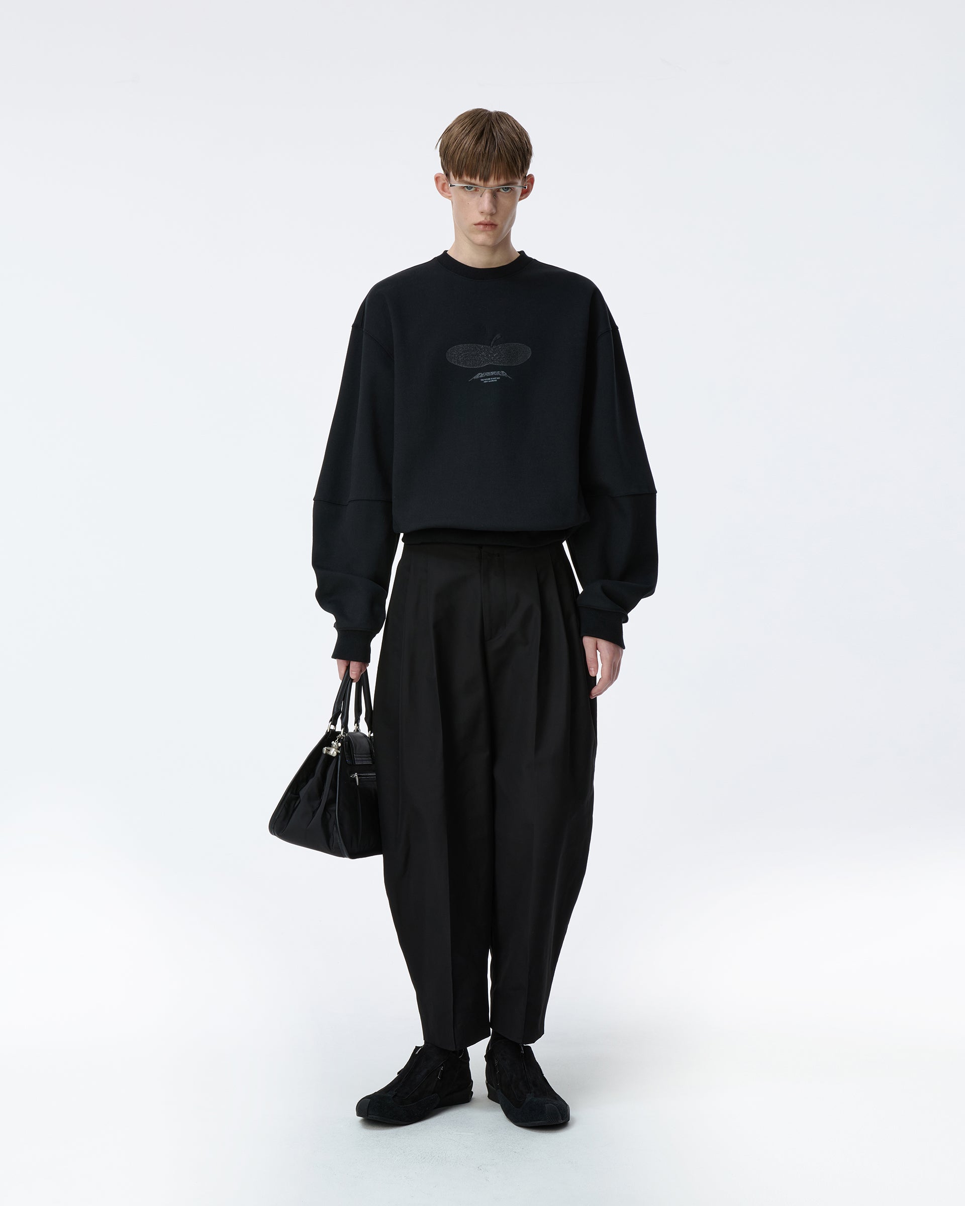 Ader Error - Press Apple Sweatshirt Product. 41 (Noir) product image 1 | TRAB K-Fashion Australia