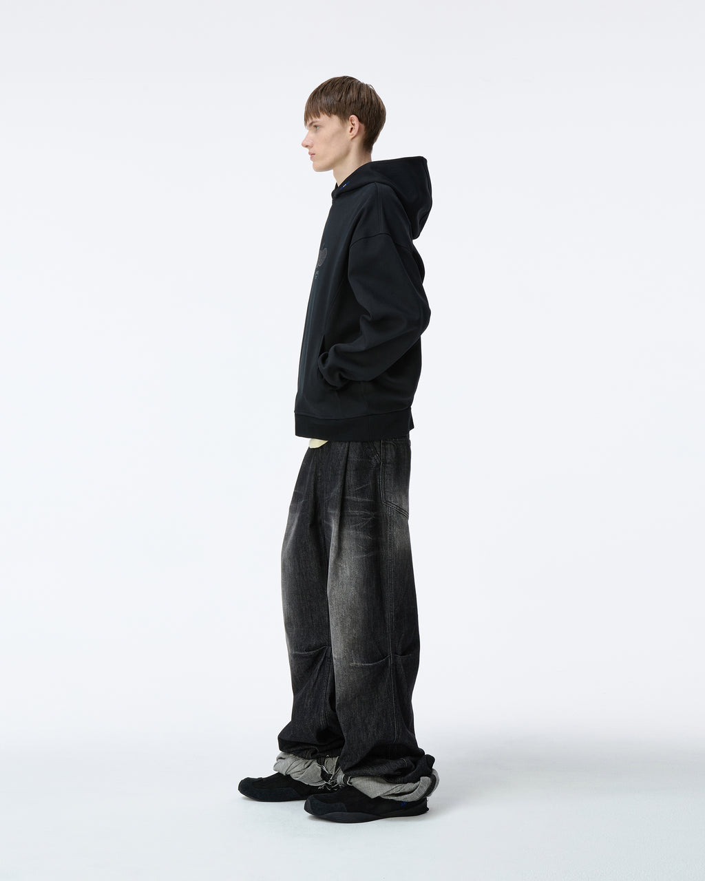 Ader Error - Press Apple Hoodie Product. 29 (Noir) product image 4 | TRAB K-Fashion Australia
