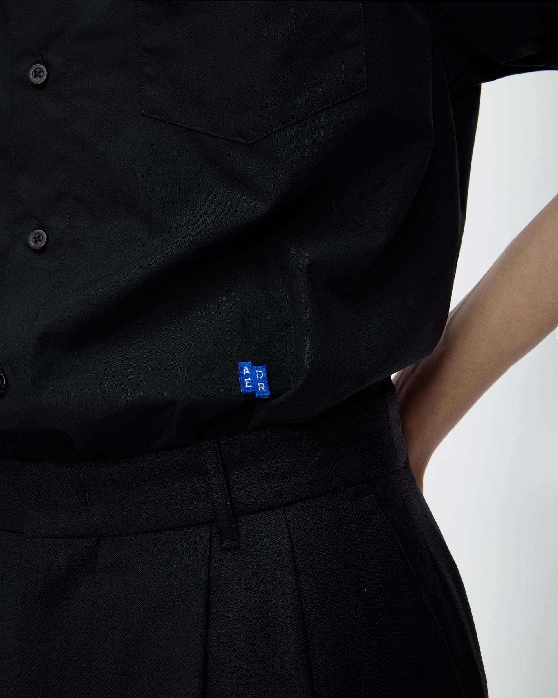 Ader Error - Sig; BL Tag shirt 01 (Noir) product image 4 | TRAB K-Fashion Australia