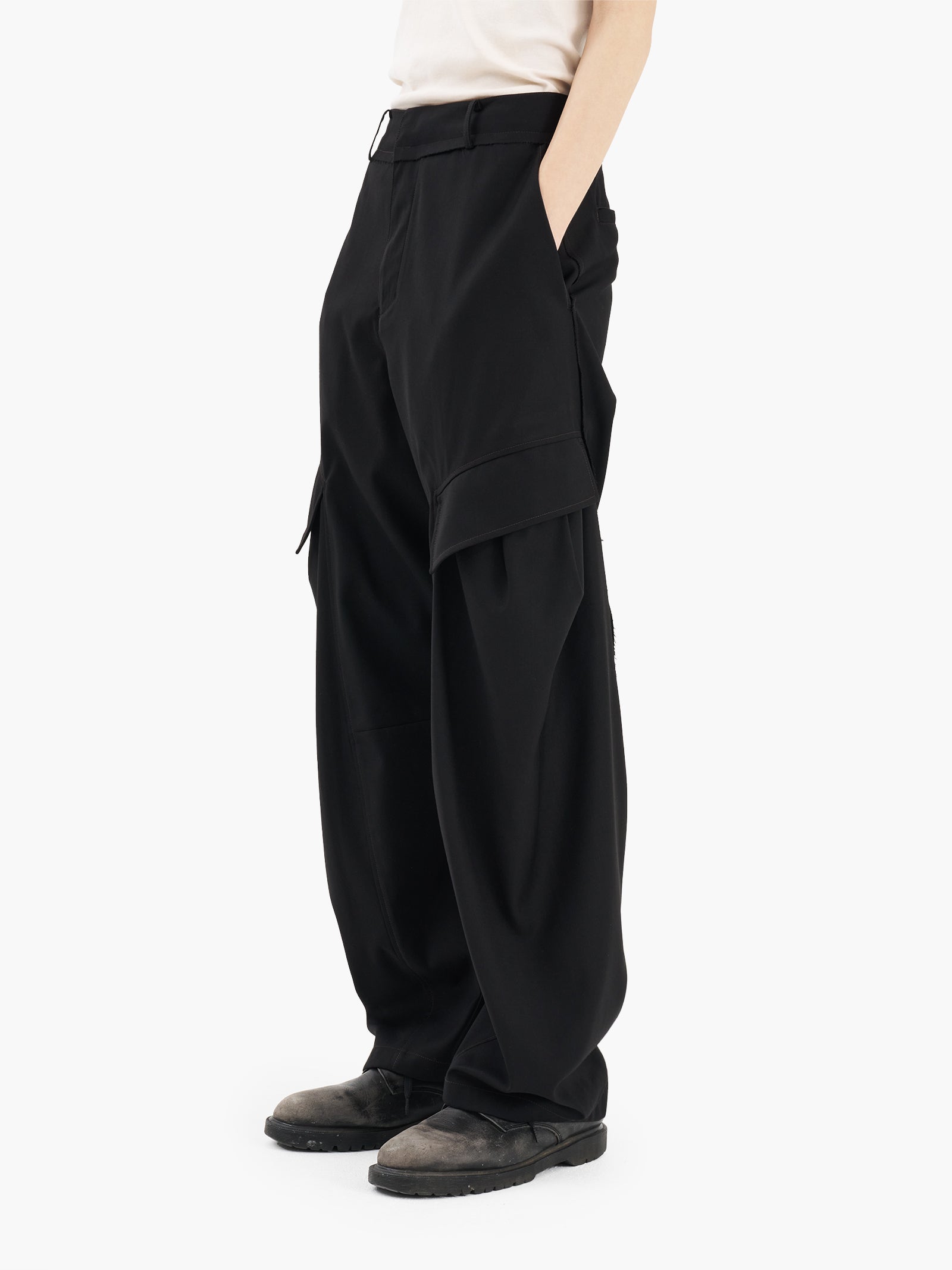 Jiyong Kim - Curved Raw Edge Trousers (Black) product image 1 | TRAB K-Fashion Australia