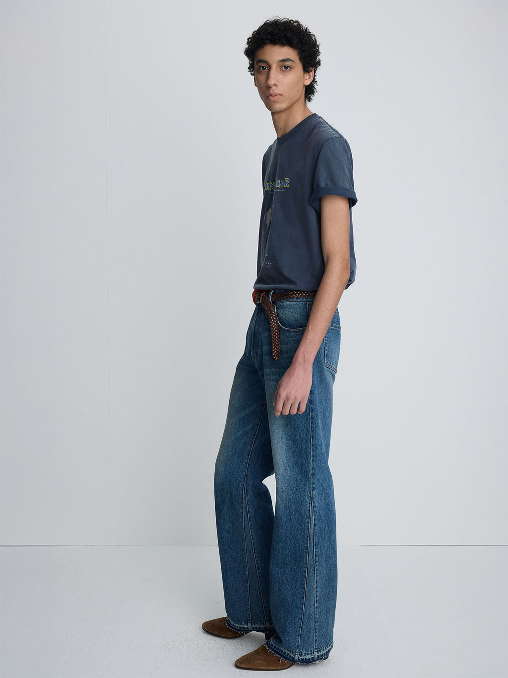 Tonywack - Garment-Dyed Sound Bar T-Shirt (Faded Navy) product image 6 | TRAB K-Fashion Australia