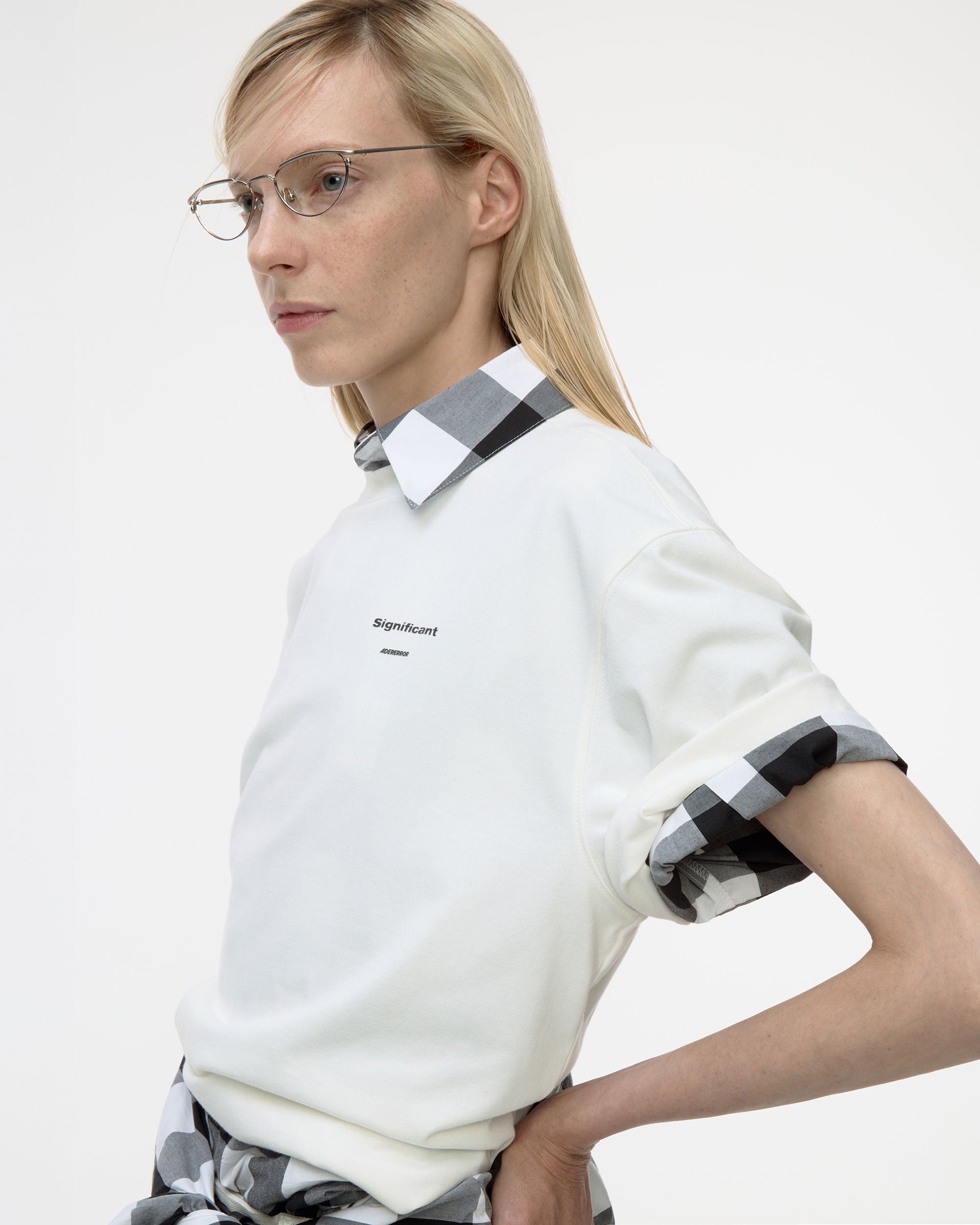 Ader Error - Sig; BL Tag T-shirt 08 (Off White) product image 7 | TRAB K-Fashion Australia