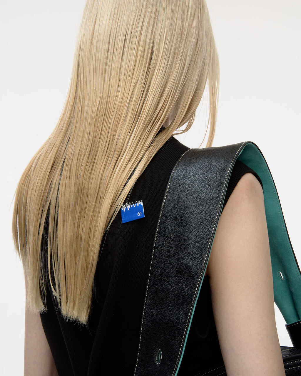Ader Error - Sig; BL Tag knit vest 02 (Noir) product image 6 | TRAB K-Fashion Australia