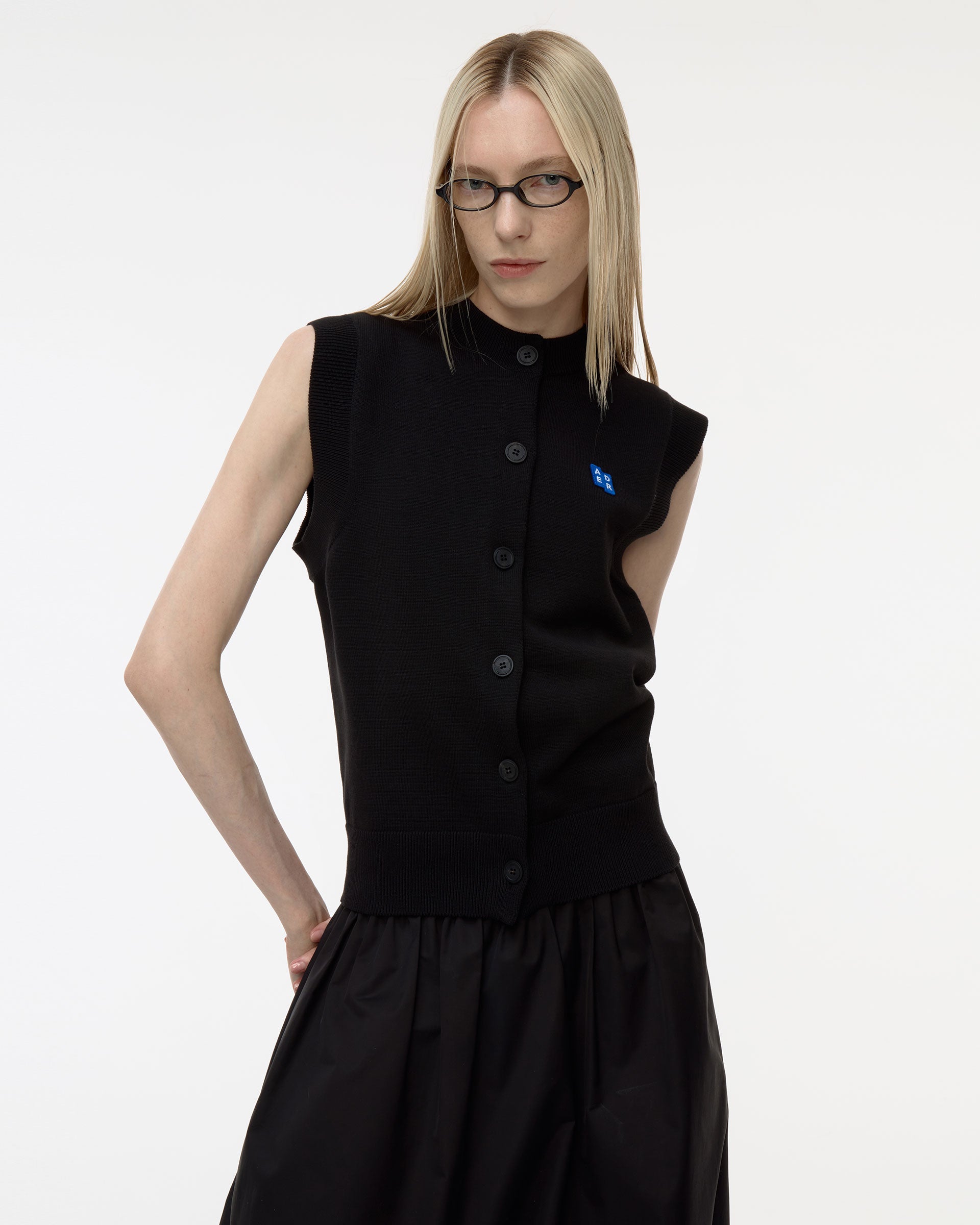 Ader Error - Sig; BL Tag knit vest 02 (Noir) product image 9 | TRAB K-Fashion Australia