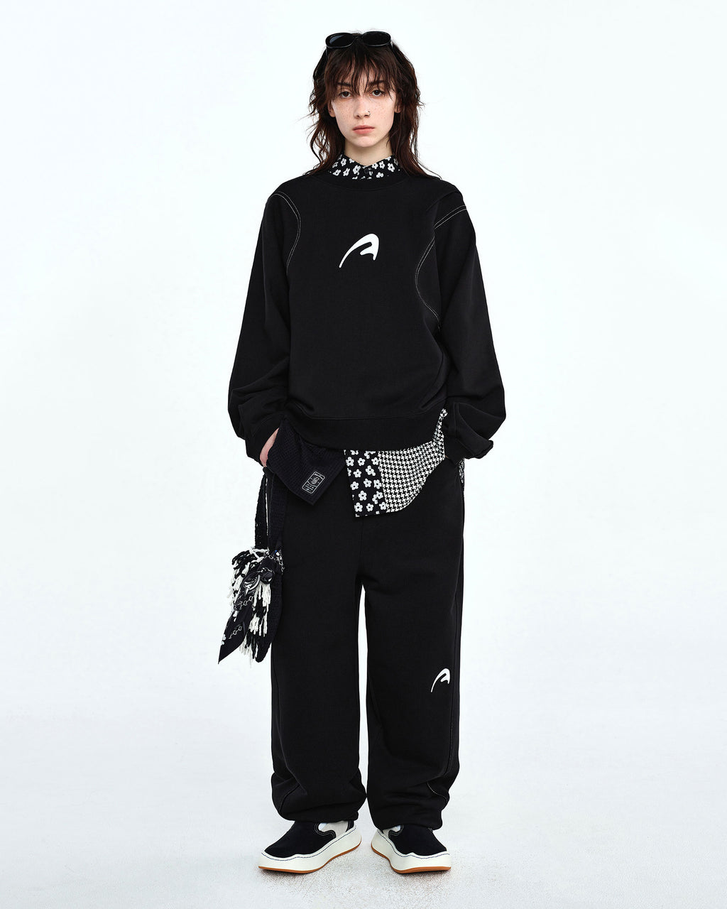 Ader Error - A-peec logo sweatshirt (Noir) product image 1 | TRAB K-Fashion Australia