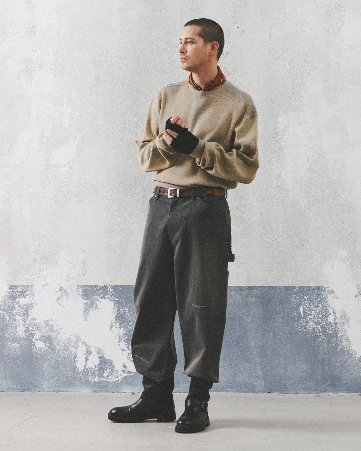 Eastlogue - Bleached Peace Symbol L.s T-shirts (L.olive) product image 5 | TRAB K-Fashion Australia