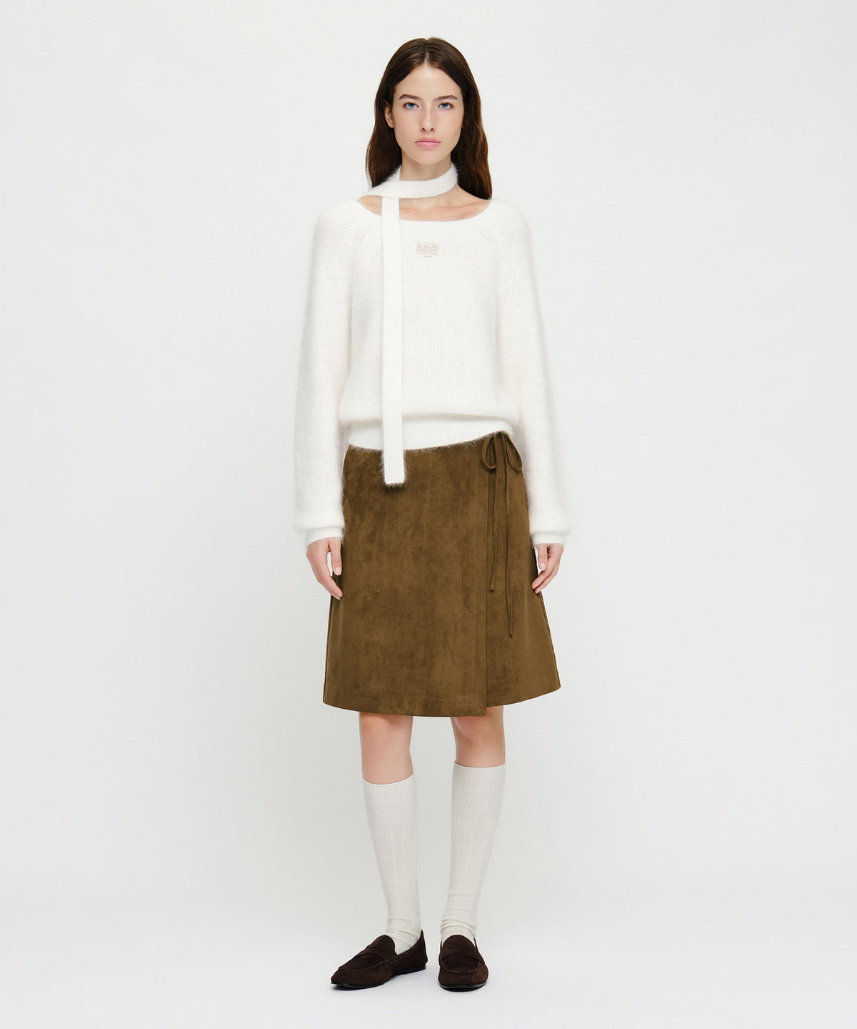 Marithe & Francois Girbaud - Premium Micro Classic Logo Angora Muffler Set Crop Knit (Ivory) product image 4 | TRAB K-Fashion Australia