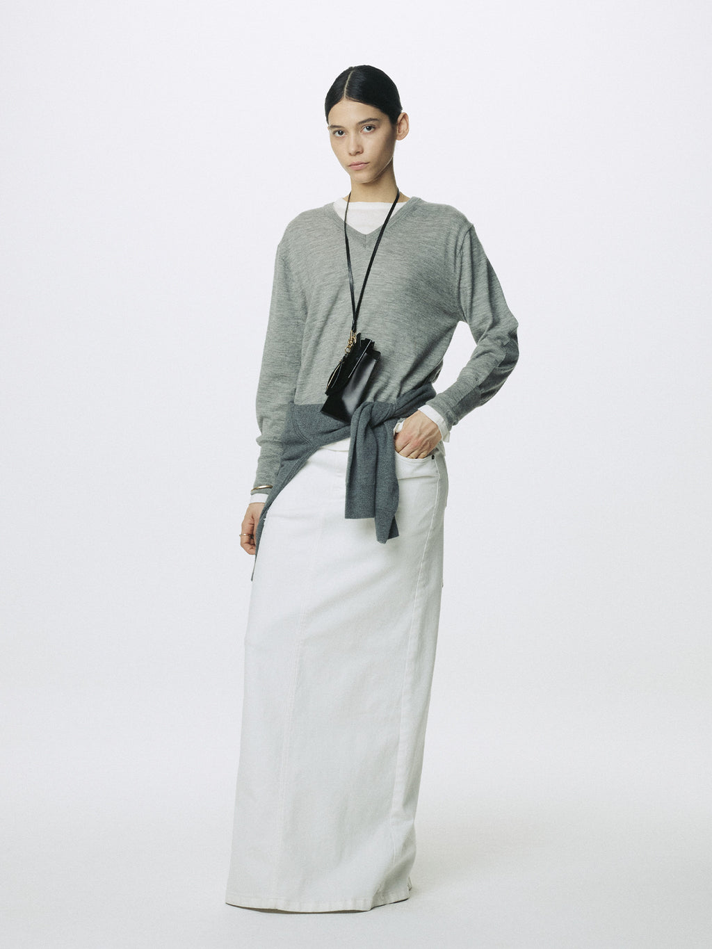 Tonywack - White Slim Fit Denim Maxi Skirt (Off White) product image 5 | TRAB K-Fashion Australia