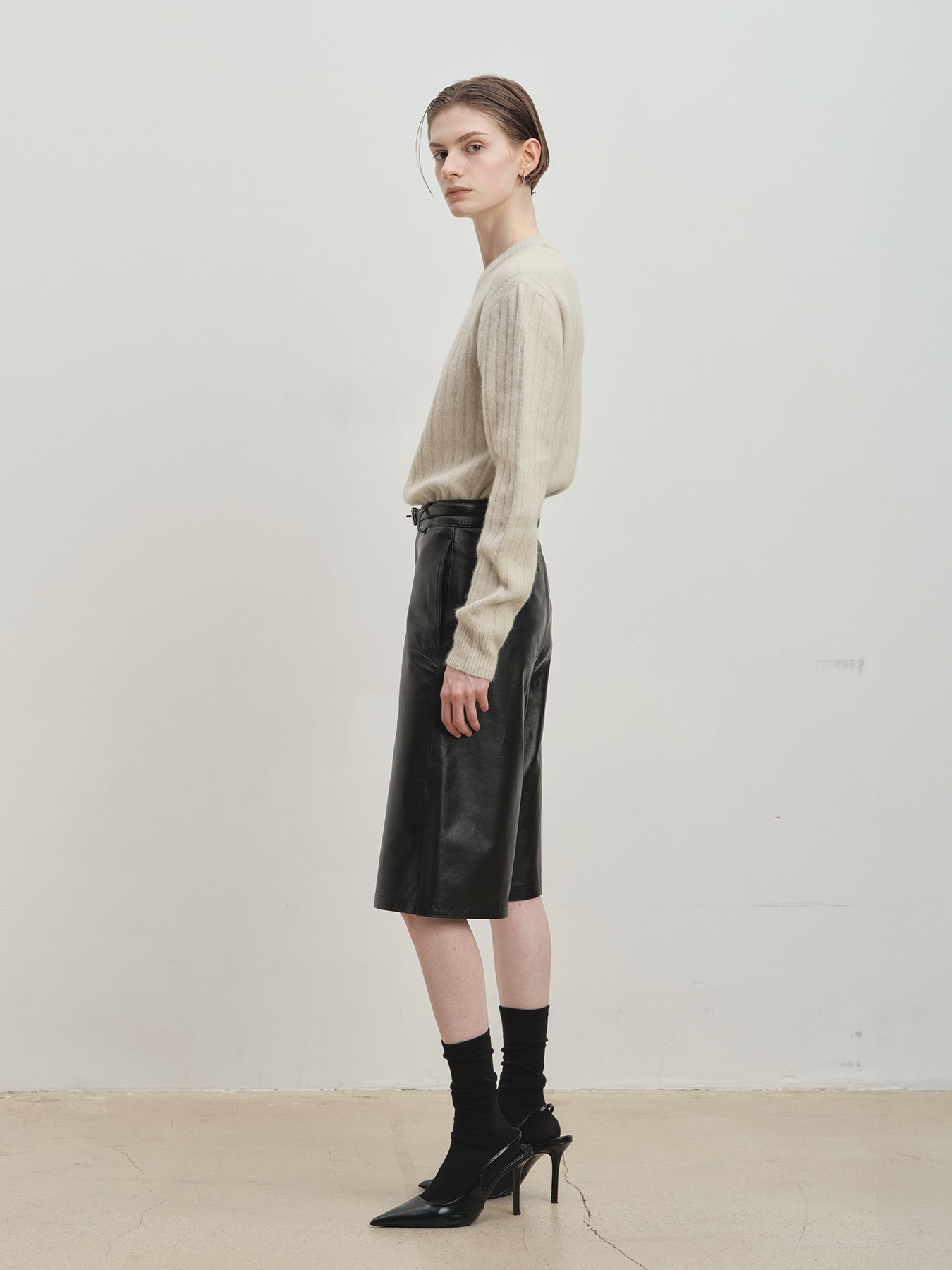 Tonywack - Superfine Merino Wool Tube Scarf Attaced Ribbed Sweater (Ecru) product image 2 | TRAB K-Fashion Australia