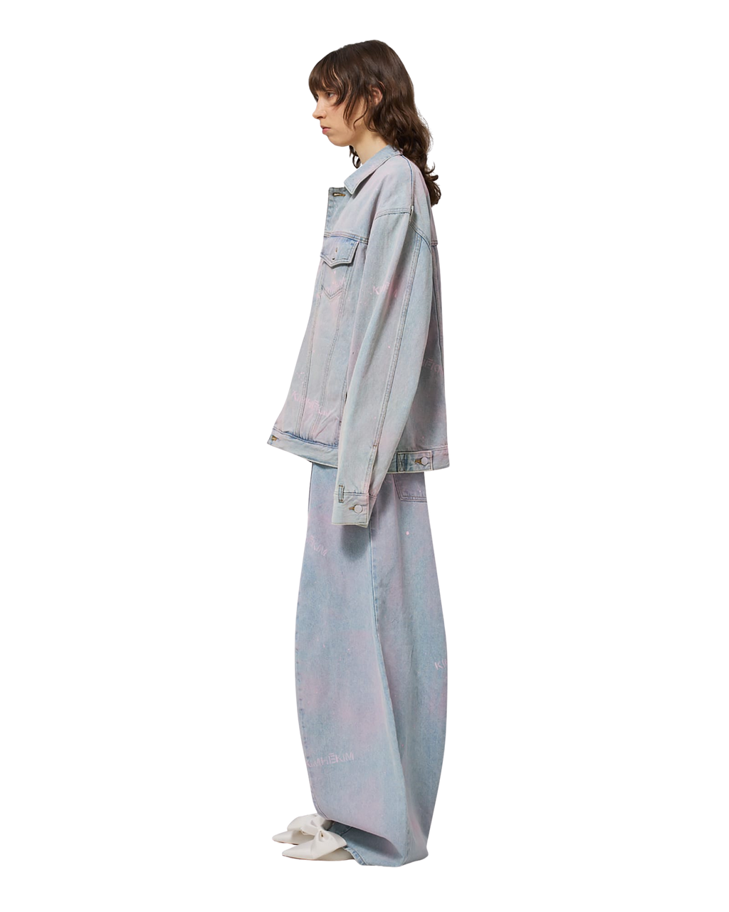 Kimhe Kim - Spray Dyed Balloon Fit Jeans (Sky Blue/Pink) product image 10 | TRAB K-Fashion Australia