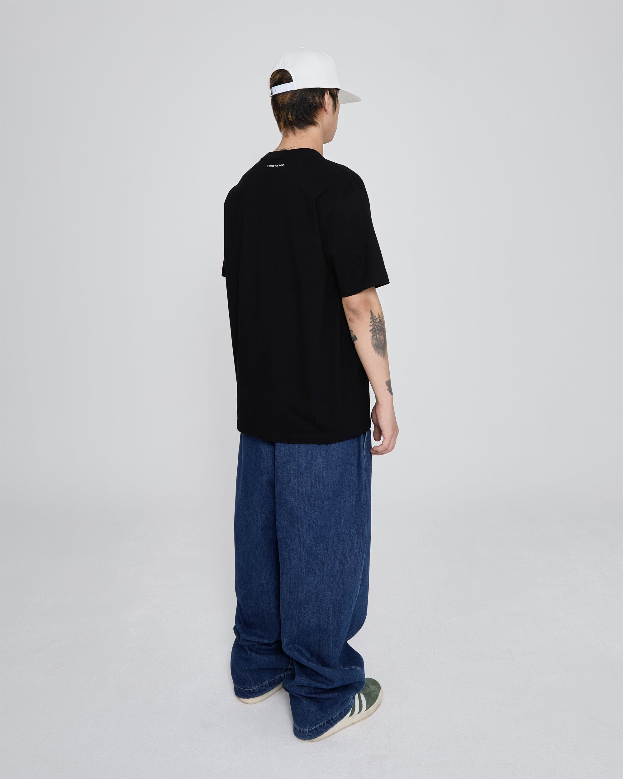 yeseyesee - Racing Tee (Black) product image 9 | TRAB K-Fashion Australia