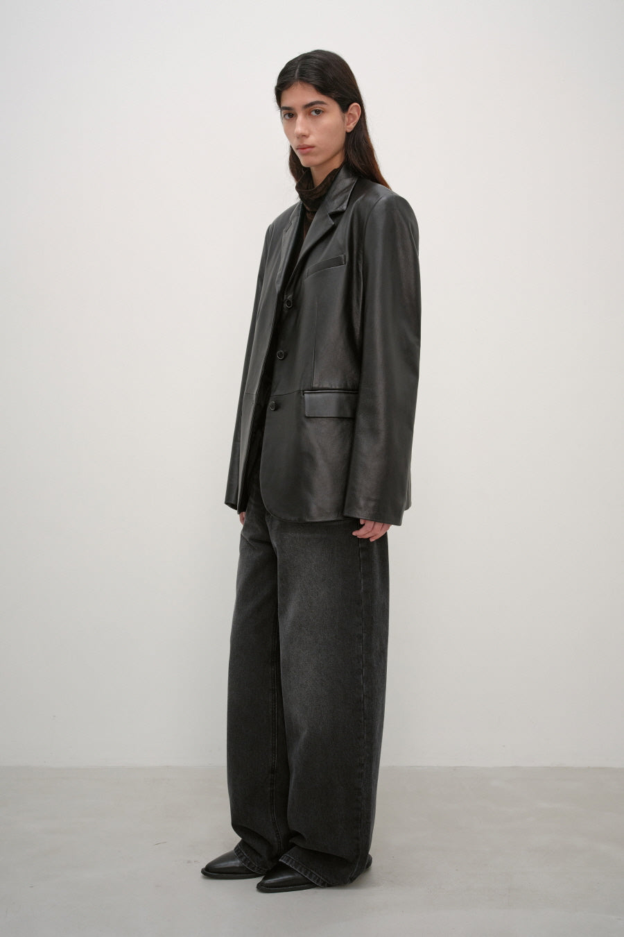 Insilence - Classic Three-Button Jacket (Leather Black) product image 4 | TRAB K-Fashion Australia