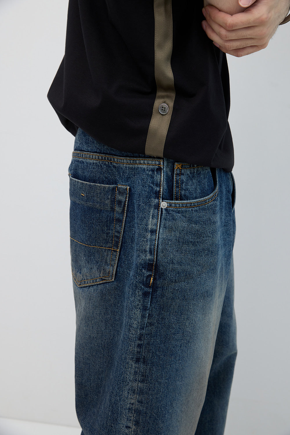 Hatchingroom - Regular Selvedge Jeans (Faded Blue) product image 17 | TRAB K-Fashion Australia