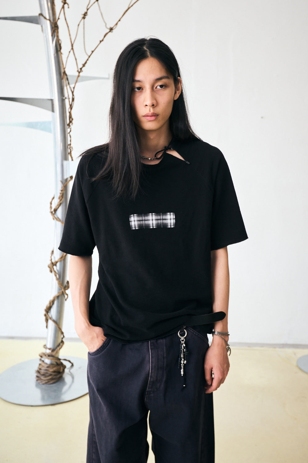 Hatchingroom - Slash Tee Check Box (Black) product image 7 | TRAB K-Fashion Australia