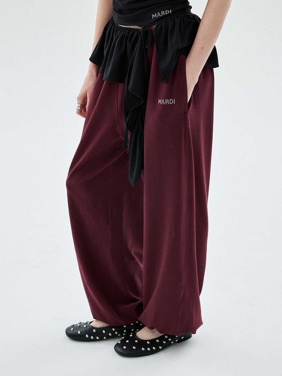 Mardi Mercredi - Jogger Pants Mardi Logo Hotfix (Burgundy) product image 1 | TRAB K-Fashion Australia