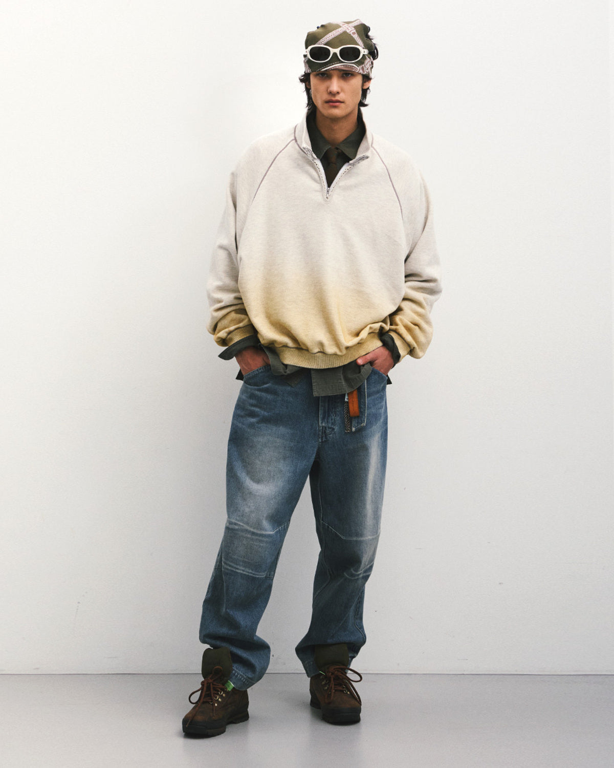 Eastlogue - Athletic Cut Out Zip-up Sweat (Oatmeal) product image 4 | TRAB K-Fashion Australia