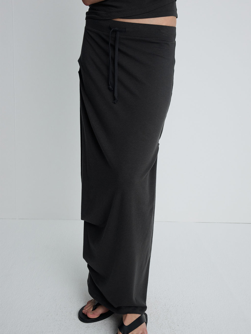 Tonywack - Soft Draped Drawstring Skirt (Charcoal) product image 5 | TRAB K-Fashion Australia