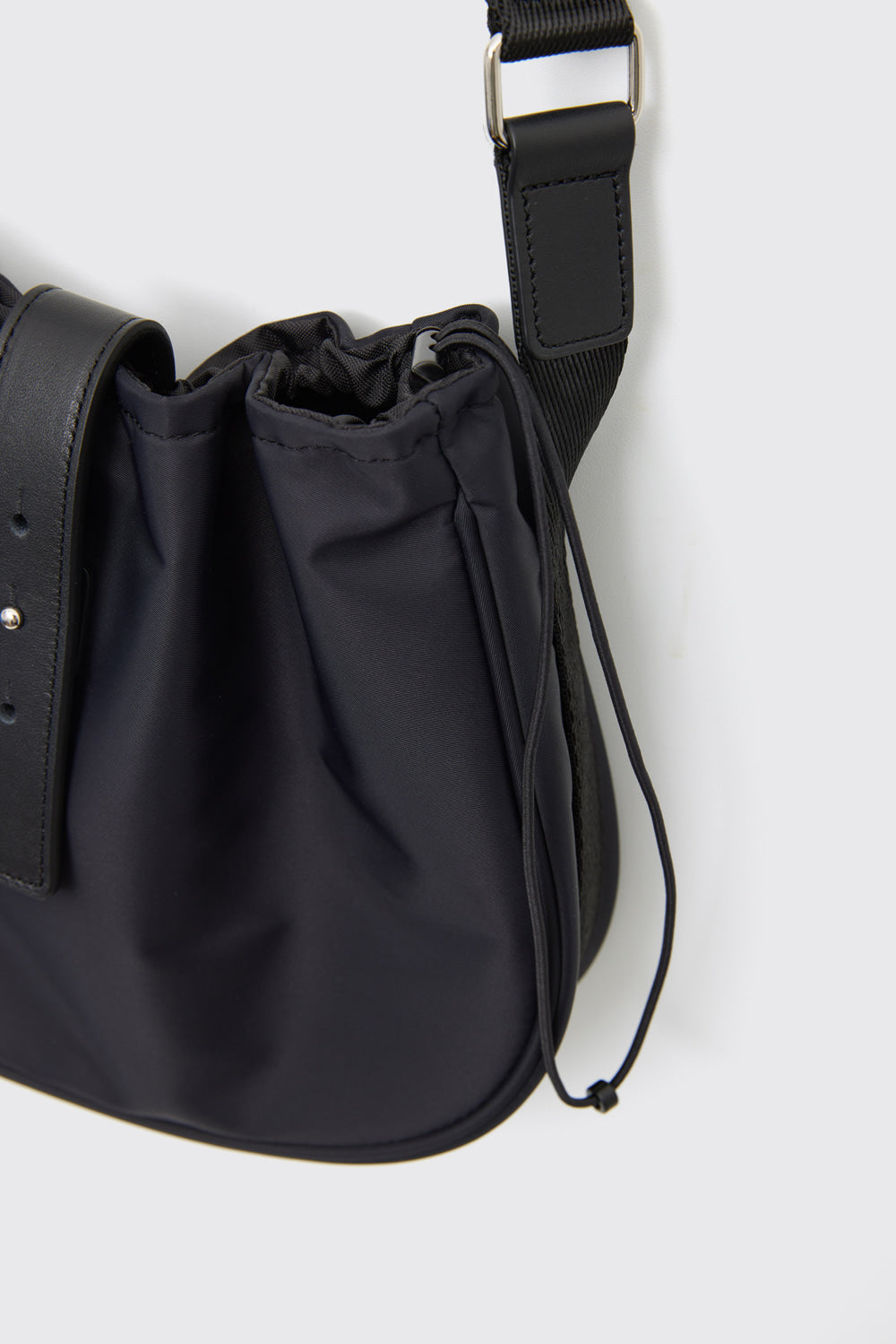 Hatchingroom - Wavy Bag Mini High Density Nylon (Black) product image 6 | TRAB K-Fashion Australia