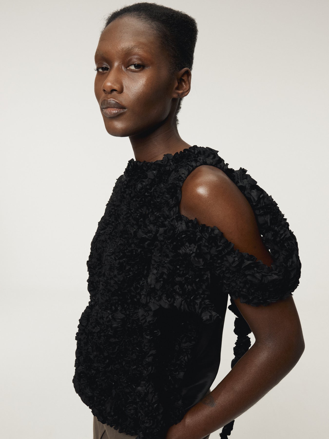 Recto - Embroidery Evening Top (Black) product image 8 | TRAB K-Fashion Australia